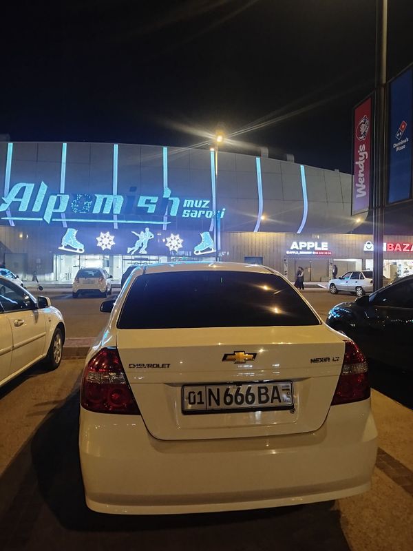 Срочно сотилади автомат Срочно сотилади автомат