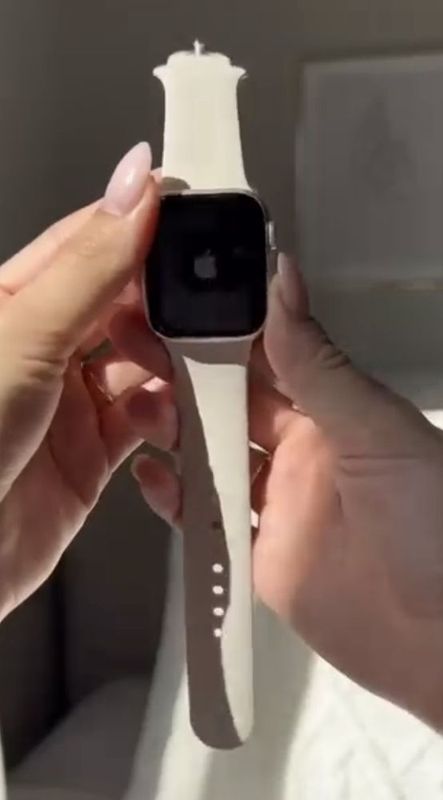 Новые часы Apple watch 10 цвет Rose gold Новые часы Apple watch 10 цвет Rose gold