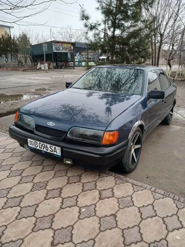 Ford scorpio sotiladi
