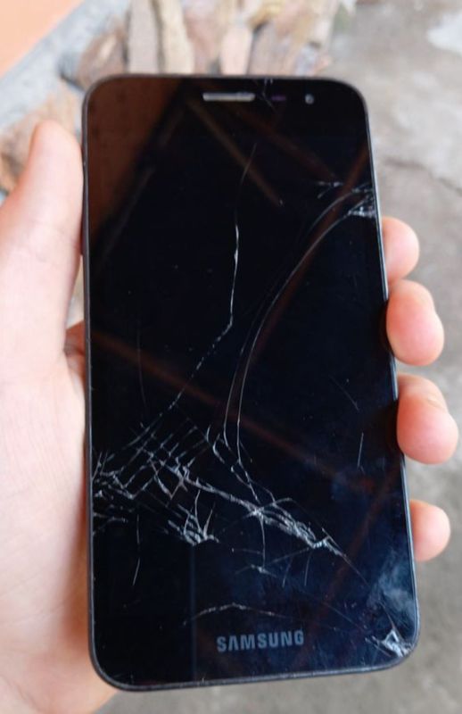 Samsung J2 CORE. Samsung J2 CORE.