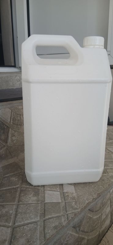 канистир5Lt