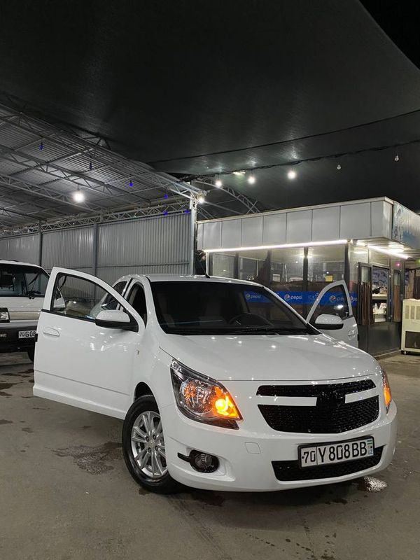 Chevrolet Cobalt 2024