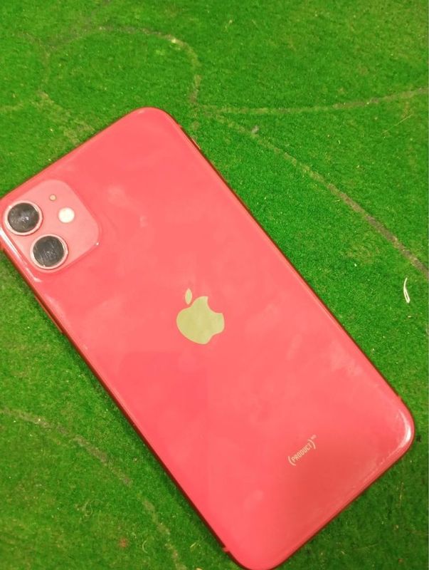 Apple Iphone 11. Apple Iphone 11.