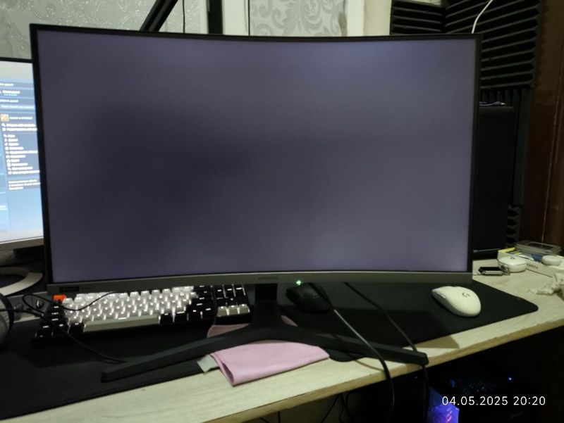 Samsung 27" 240гц Samsung 27" 240гц