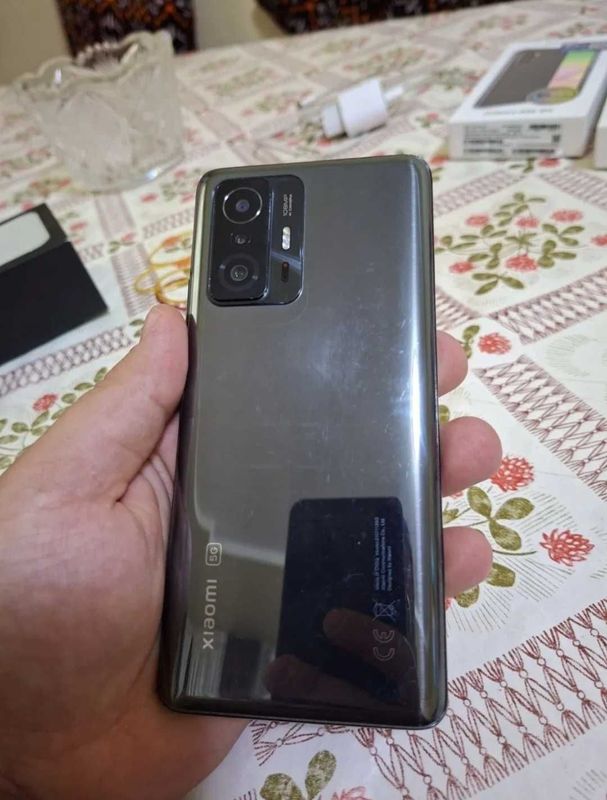 Xiaomi 11 T sotiladi 128/8+8 ram aynı kar dak full