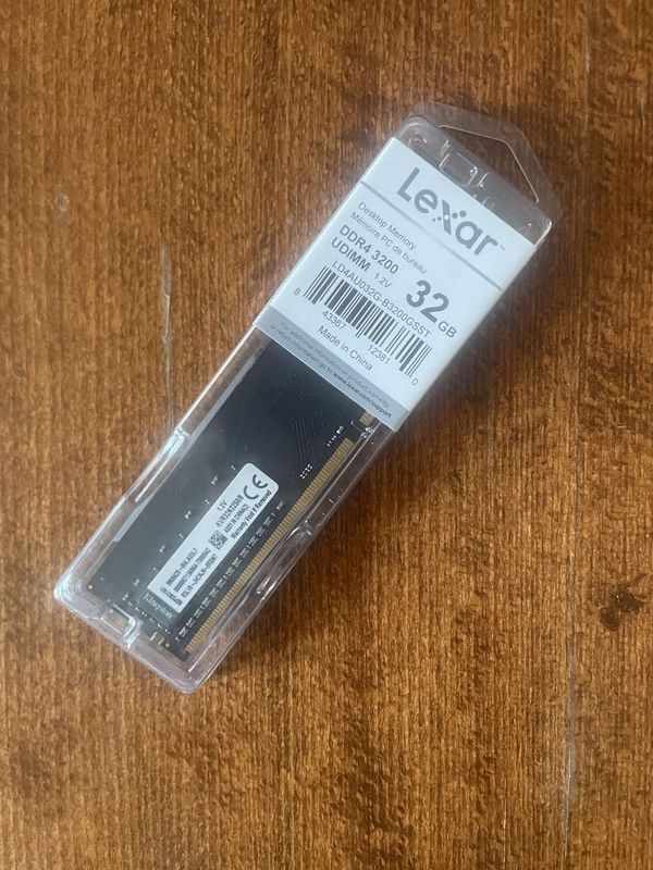Lexar 32 gb 3200mhz UDIMM Lexar 32 gb 3200mhz UDIMM