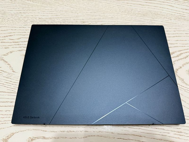 Asus Zenbook 14 OLED Asus Zenbook 14 OLED