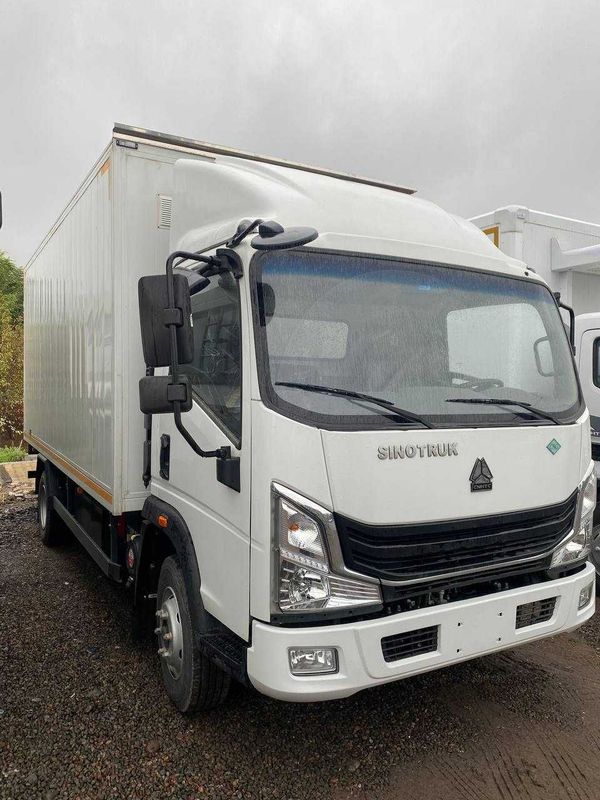 Автофургон цельнометаллический Sinotruk Homan 4x2 CNG 5 тонн