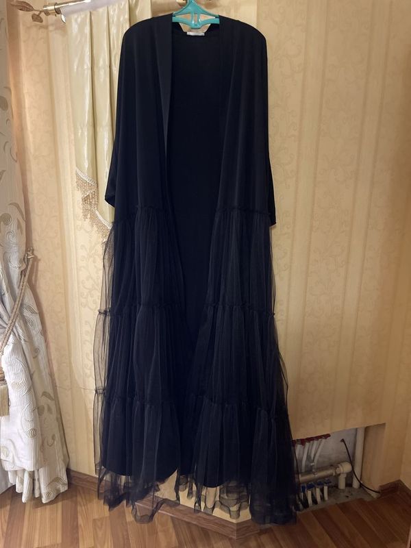 Qora vcherniy abaya Qora vcherniy abaya