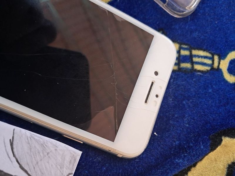 Iphone 8 64gb omen iphone 8