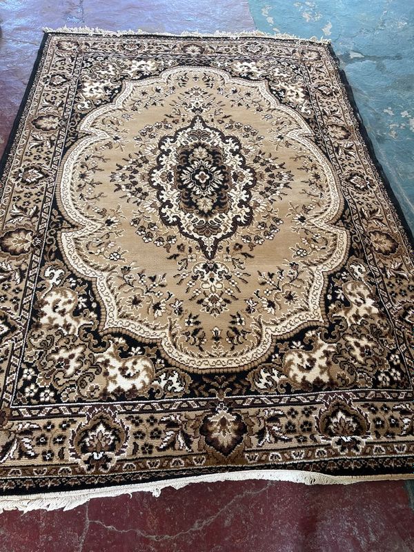 Продам палас в хорошем состоянии 190*270 Продам палас в хорошем состоянии 190*270