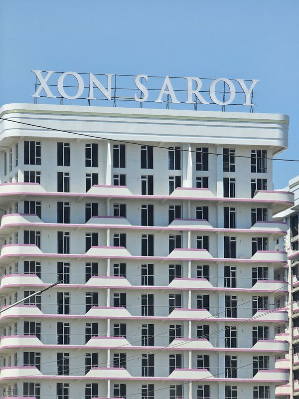 Продаётся квартира Новостроенным доме "Хон сарой" Продаётся квартира Новостроенным доме "Хон сарой"