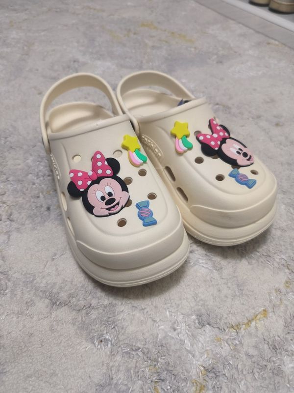 Кроксы с Минни Маус Yangi Minnie Mouseli krokslar