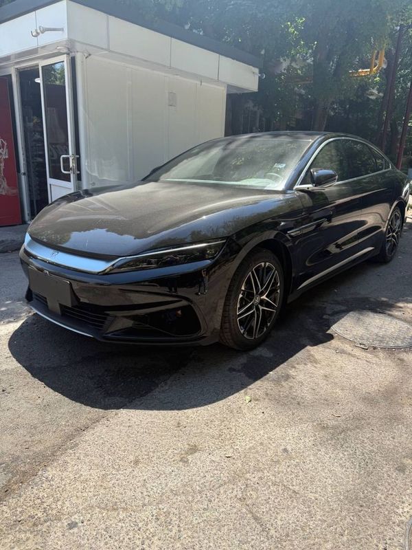 Byd 2025 han smart restayling Byd 2025 han smart restayling