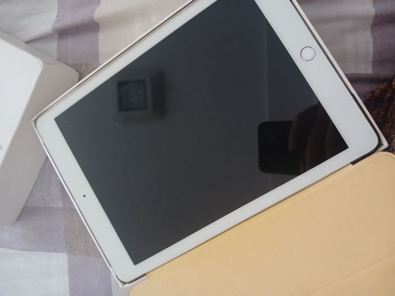 MGTY2TU/A iPad Air Wi-fi 128 GB Silver
