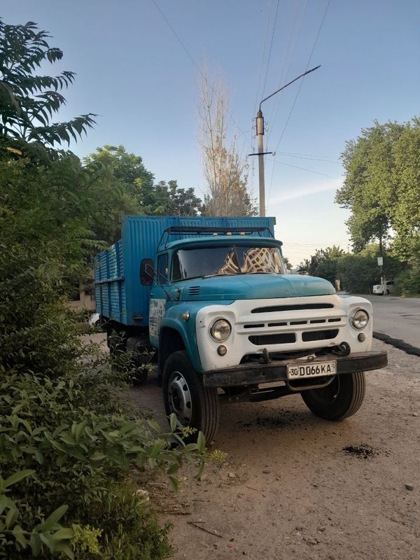 Зил бортовой сотилади