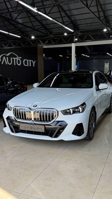 BMW 520i в наличии BMW 520i в наличии