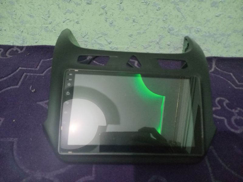 Koblt monitor sotiladi