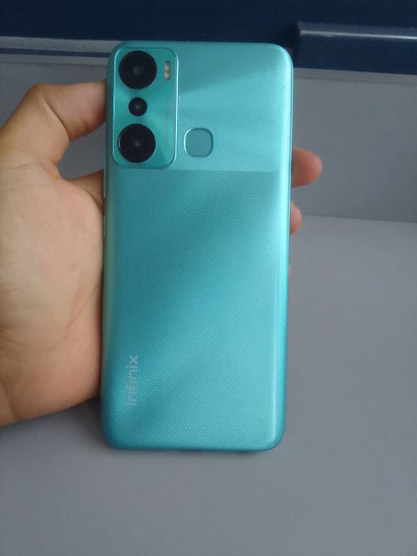 Infinix hot 20 i Infinix hot 20 i