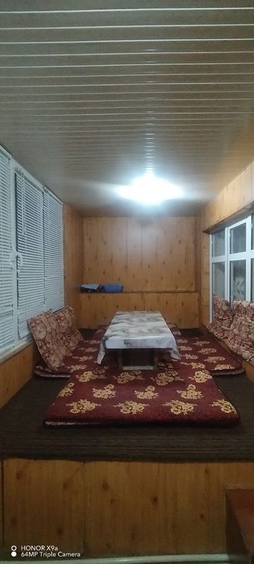 Квартира сотилади