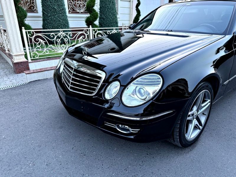 Mercedes Benz W211 Рестайлинг 2004 Состаяние Идеално Mercedes Benz W211 Рестайлинг 2004 Состаяние Идеално