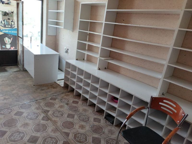 Prilafka (mebel) tayyor dokon uchun Prilafka (mebel) tayyor dokon uchun