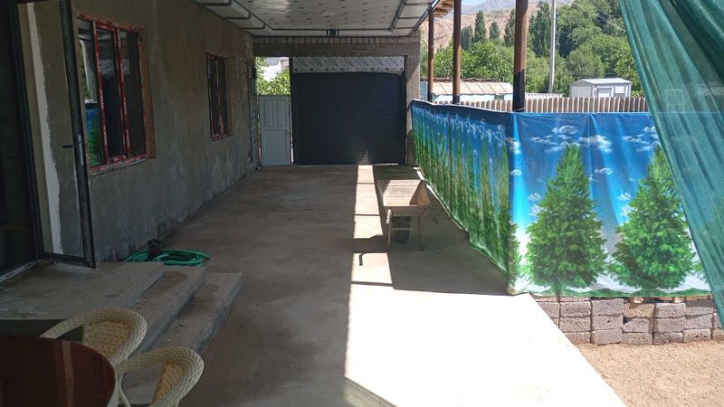 Tapchan basseyn xumsonda oilaviy dam olish uchun ugam daryosi yaqinida