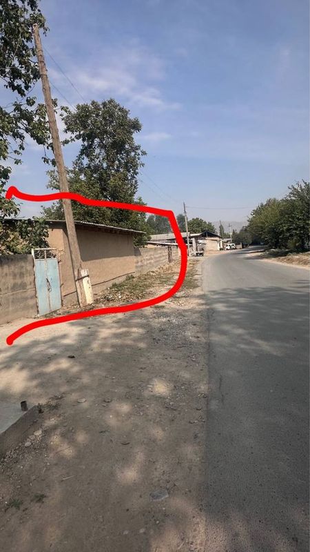 Uchaska hovli sotiladi manzil :chag’atay qishlogida,maktab oldida Uchaska hovli sotiladi manzil :chag’atay qishlogida,maktab oldida