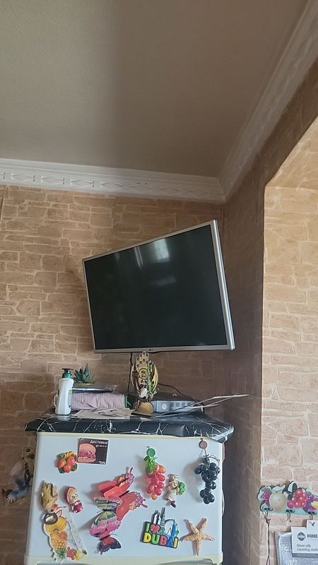 Televizor juda arzonga sotamiz Televizor juda arzonga sotamiz