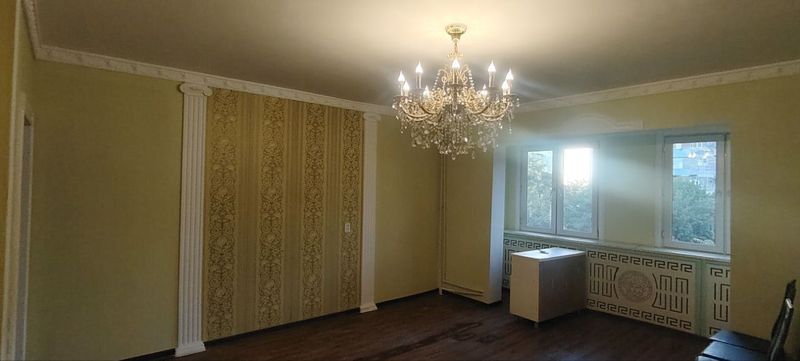 Продам 3х ком. Паркентский рынок