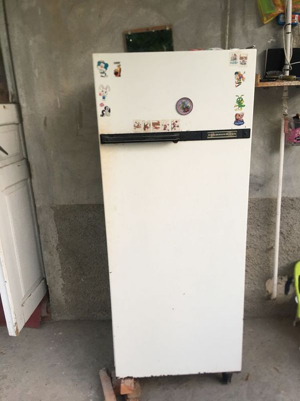 Xaladelnik sotuladi ishlaydi Xaladelnik sotuladi ishlaydi