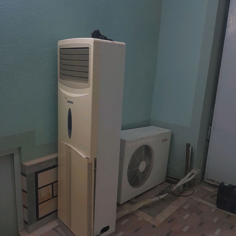 ROISON B.U 220w 24lik sovutash maydoni 82kv