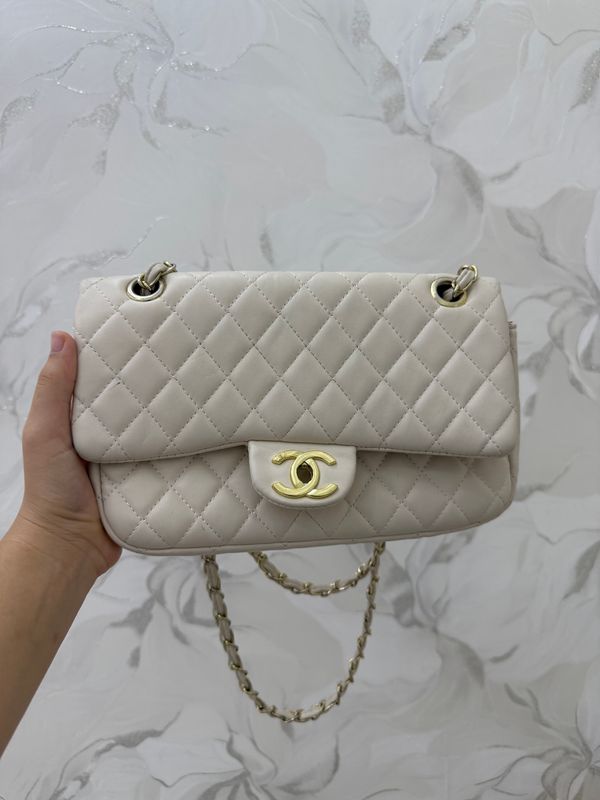 Chanel sumka
