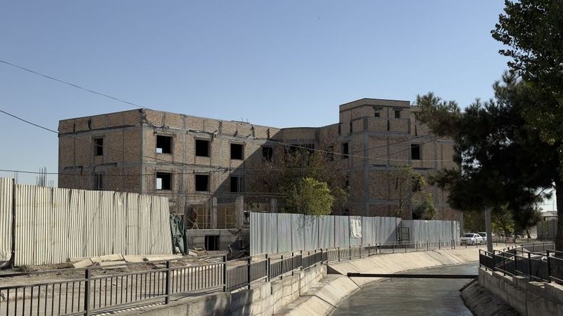 Сдается в аренду просторное здание в Ташкенте