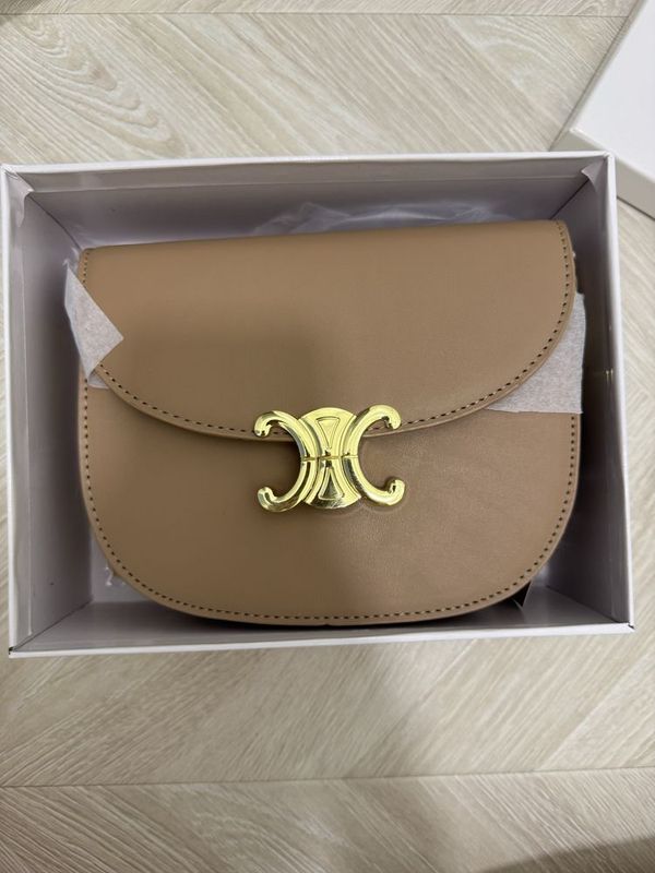 Сумка CELINE новая Сумка CELINE новая