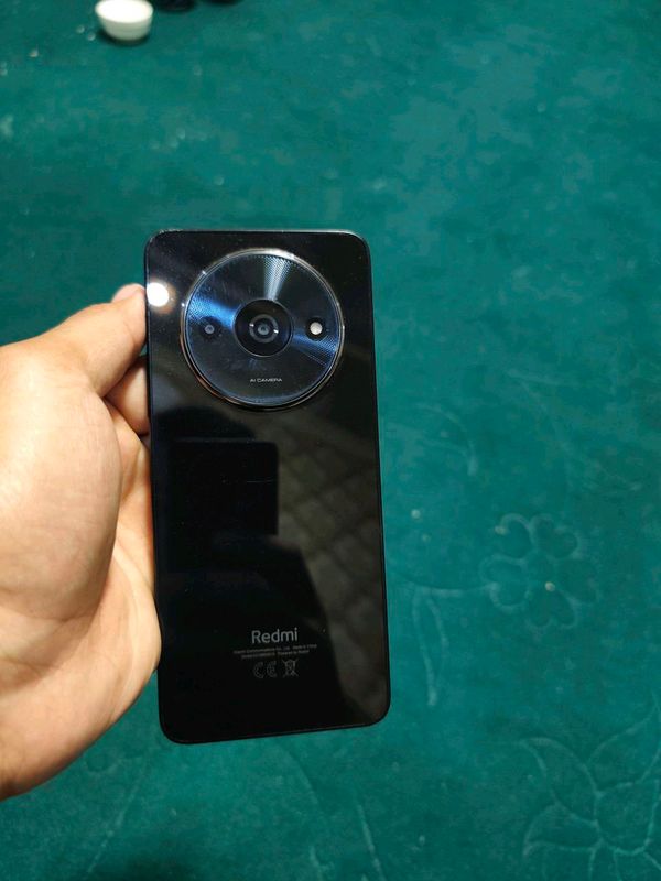 Redmi A3 sotiladi Redmi A3 sotiladi