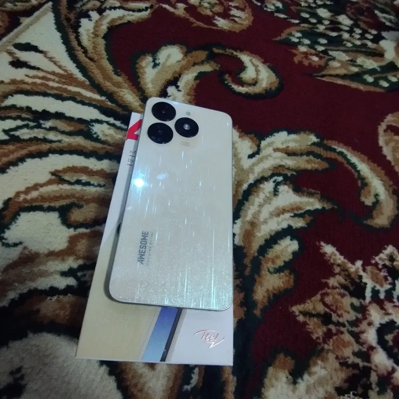 Телефон сатылади Itel A70