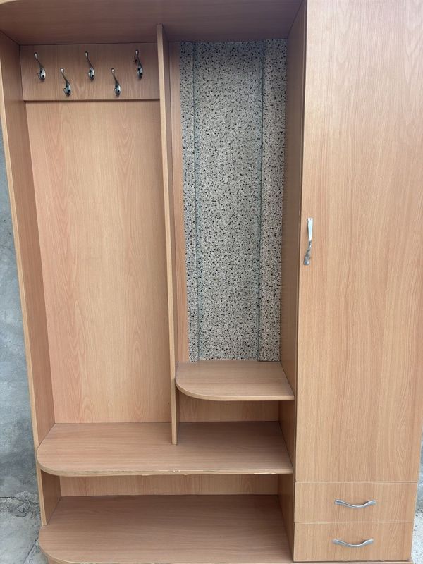 Продается шкафчик