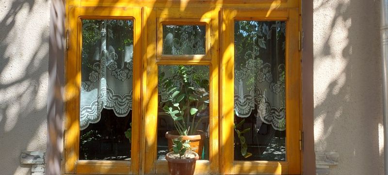 Продаются деревянные окна и двери Продаются деревянные окна и двери