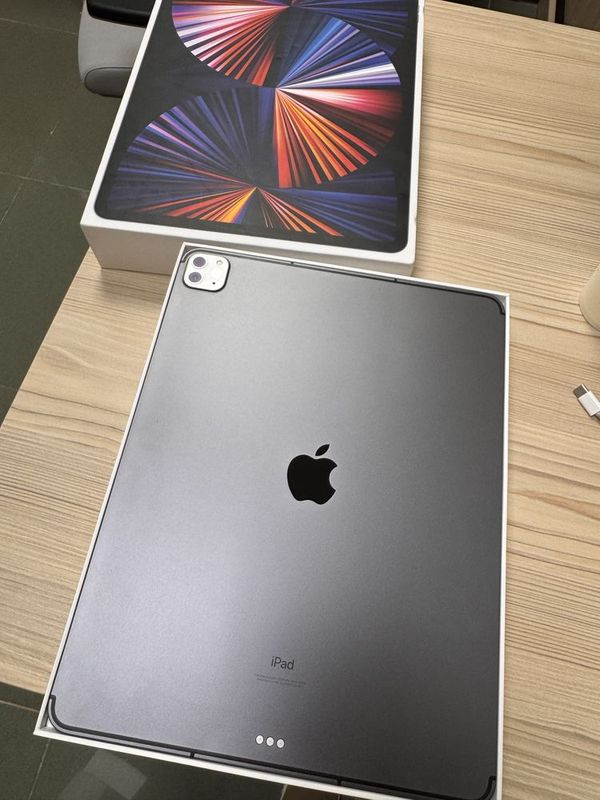 iPad pro 12.9 M1 iPad pro 12.9 M1