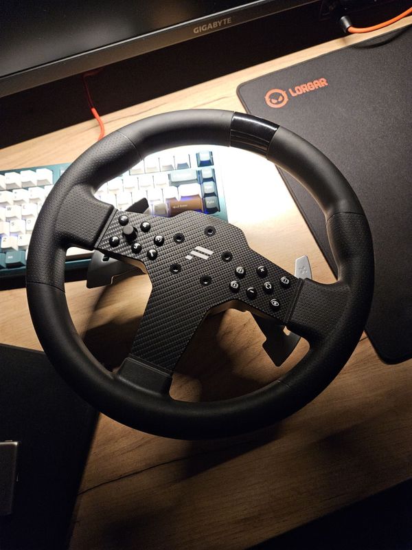 Fanatec csl steering wheel p1 v2 qr1 lite(base side qr1 в подарок)