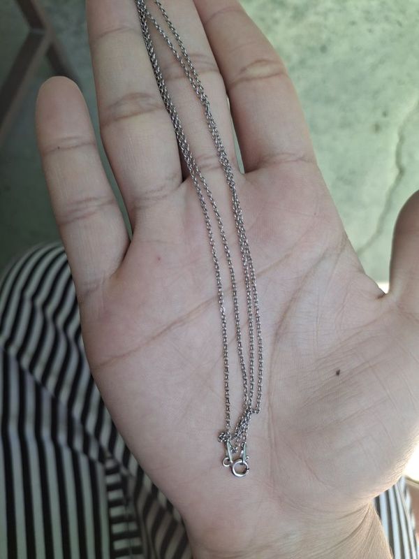 Продам серебряную цепочку
