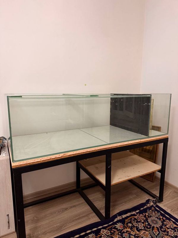 Tayyor Akvarium sotiladi Tayyor Akvarium sotiladi