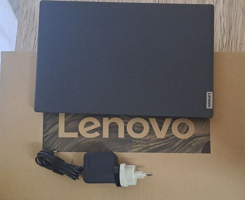 Lenavo idea pad 3 Lenavo idea pad 3
