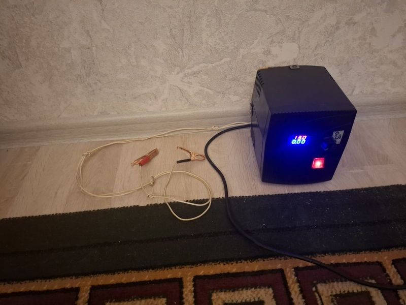 Зарядчик 6 ва 12 Волт