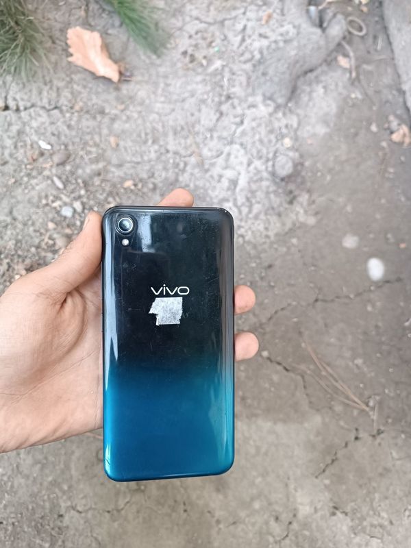 Vivo telefon sotiladi