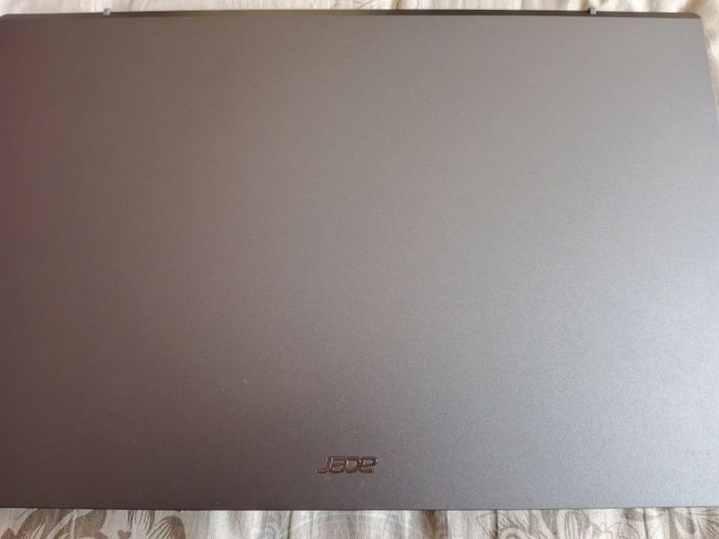 Acer noutbuki 650$ yangi ishlatilmagan karopka dokument