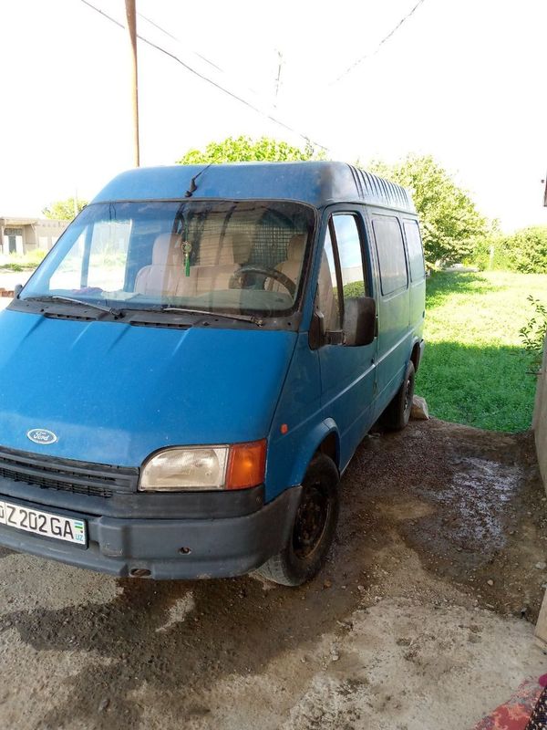 Ford Transit yili:1992 moshinani rasxodi yoq