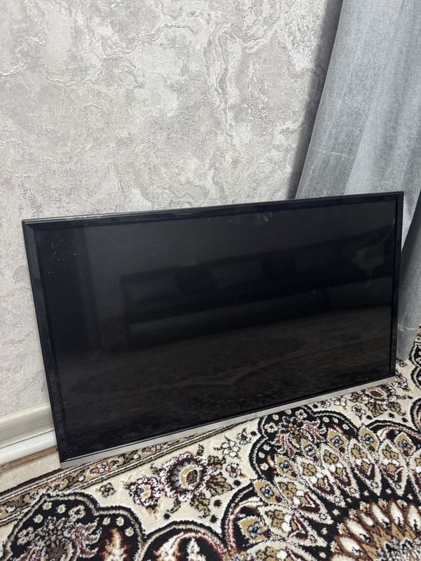 Продаётся, Телевизор Артел, 32, экран сломан Продаётся, Телевизор Артел, 32, экран сломан