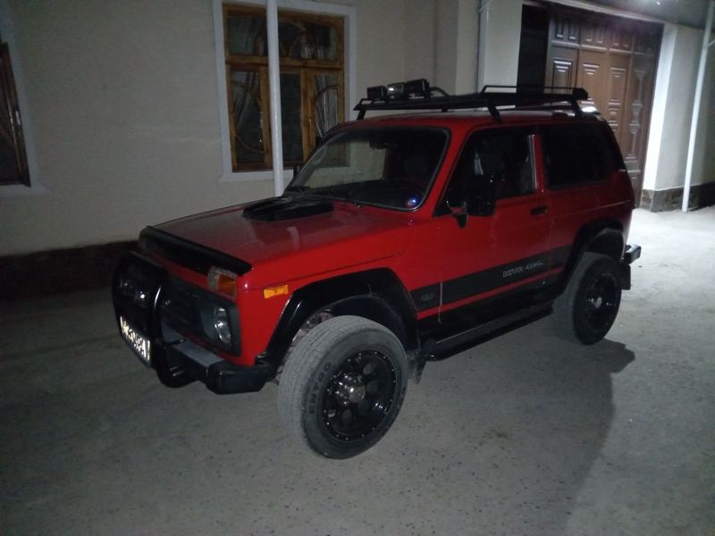 Niva 4x4 1986 yil Niva 4x4 1986 yil